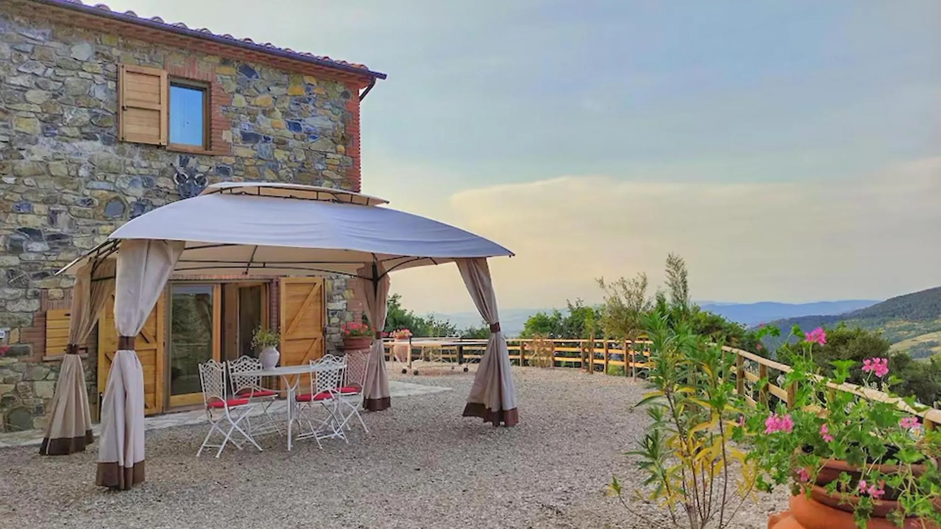 Nice Home In Castelnuovo Val Di Cec Castelnuovo di Val di Cecina